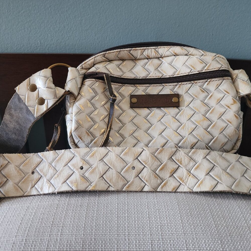 Keep It Gypsy Leather Sling Bag - Picture 4 of 5